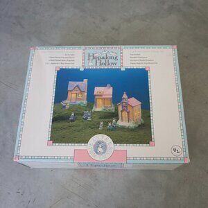 1990 Hopalong Hollow - 10 pc Easter Village Set